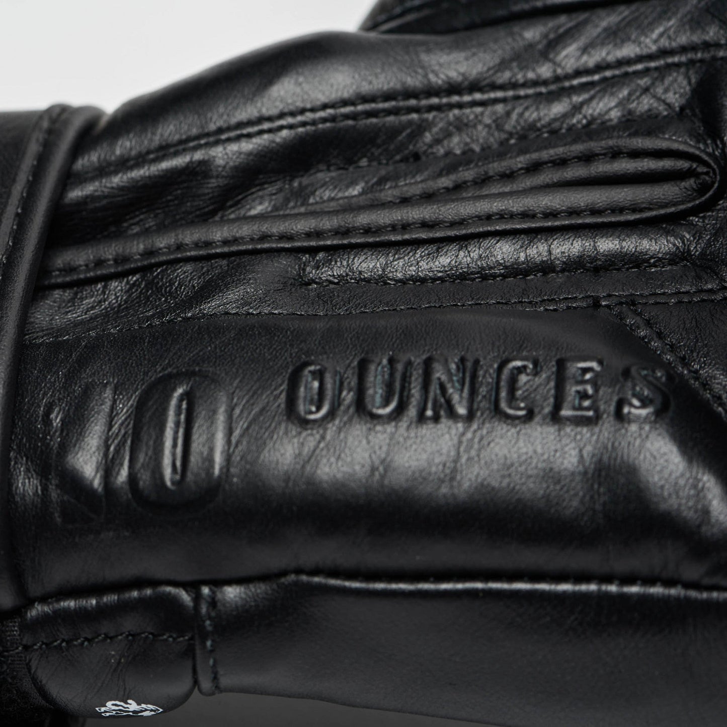 GUANTONI BOXE THE GREATEST LEONE 1947 GN111