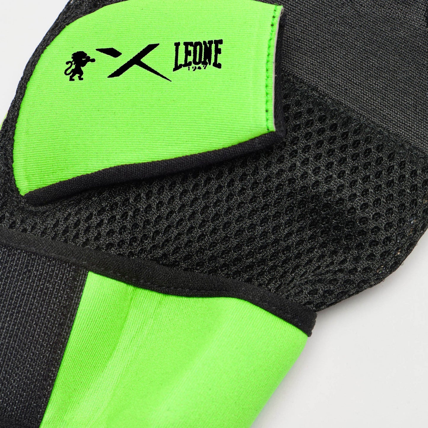 GUANTI BASIC FIT BOXE LEONE 1947 GK100